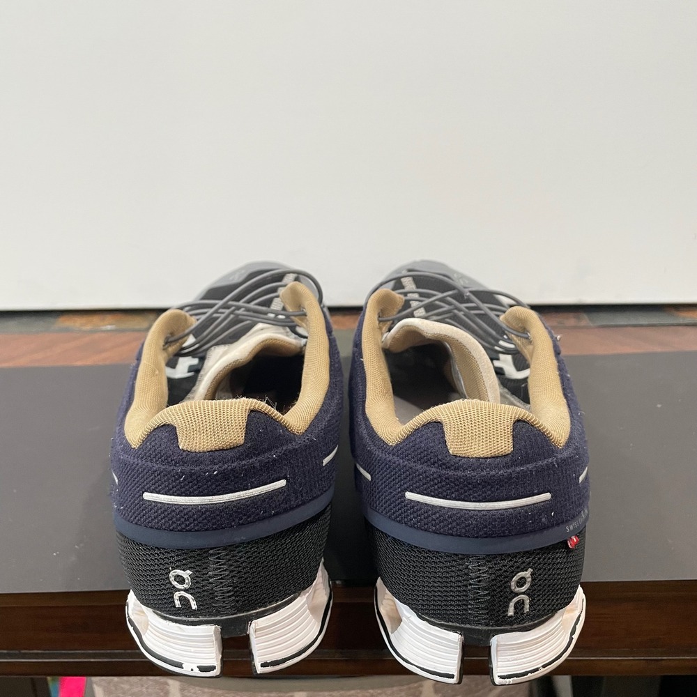On Cloud 5 Running Shoes Mens 13 Navy Black Tan Swiss Engineering Sneakers - Picture 7 of 7